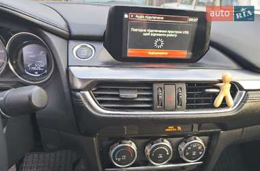 Седан Mazda 6 2015 в 