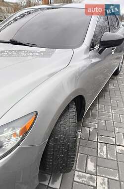 Седан Mazda 6 2014 в Днепре