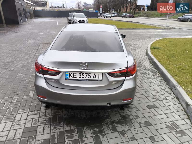 Седан Mazda 6 2014 в Днепре