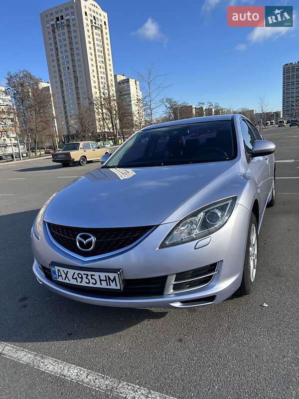 Седан Mazda 6 2009 в Карловке