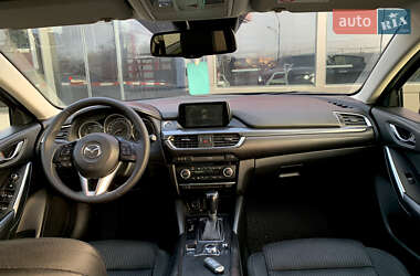 Седан Mazda 6 2015 в Чернівцях