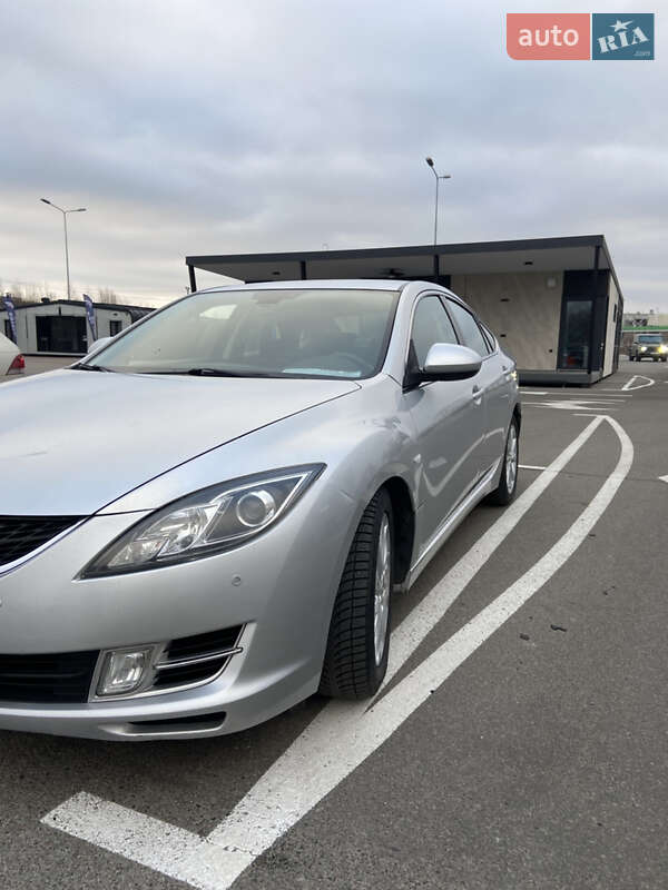 Лифтбек Mazda 6 2008 в Киеве