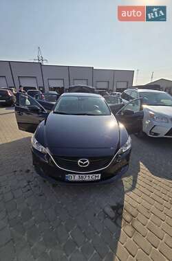 Седан Mazda 6 2016 в 