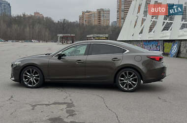 Седан Mazda 6 2015 в Киеве