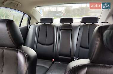 Седан Mazda 6 2011 в 