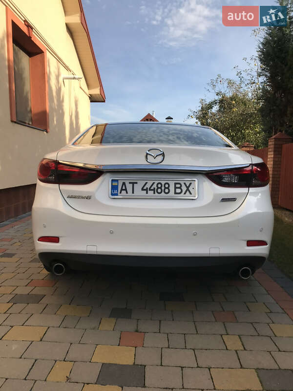 Седан Mazda 6 2015 в Ивано-Франковске