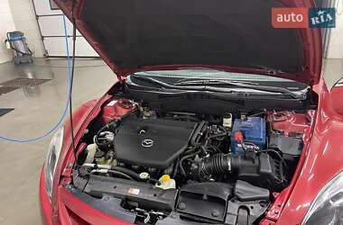 Седан Mazda 6 2011 в 