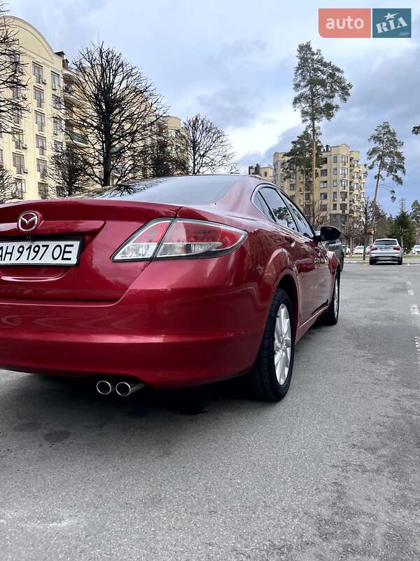 Седан Mazda 6 2011 в Бучі