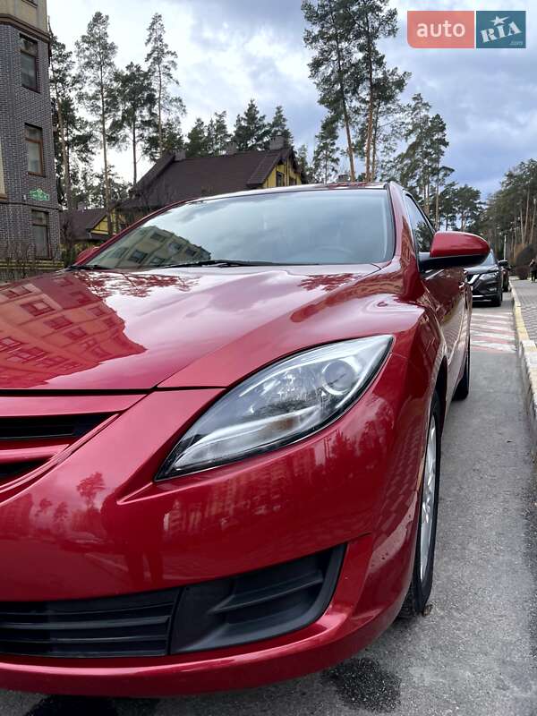 Седан Mazda 6 2011 в Бучі