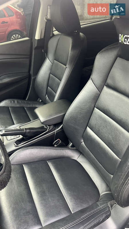 Седан Mazda 6 2014 в Конотопе