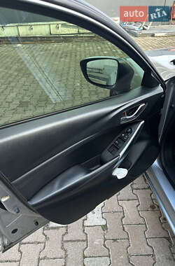 Седан Mazda 6 2013 в 