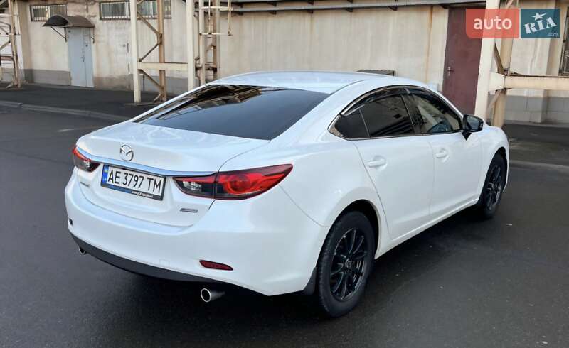 Седан Mazda 6 2014 в Кривом Роге