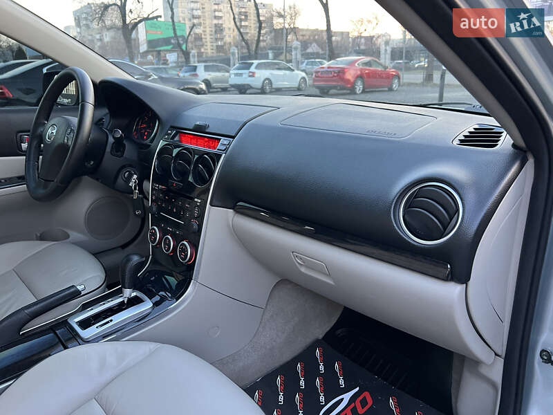 Седан Mazda 6 2006 в Ужгороде