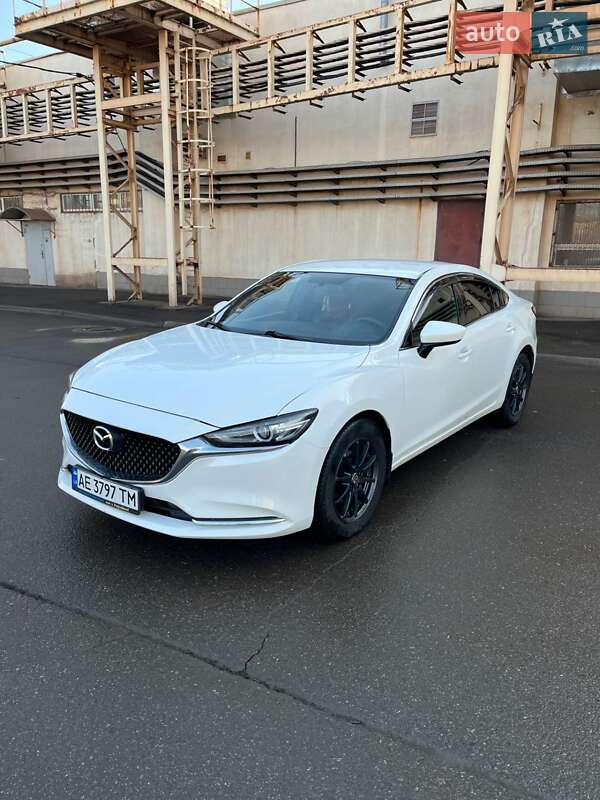 Седан Mazda 6 2014 в Кривом Роге