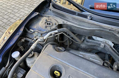 Седан Mazda 6 2011 в 