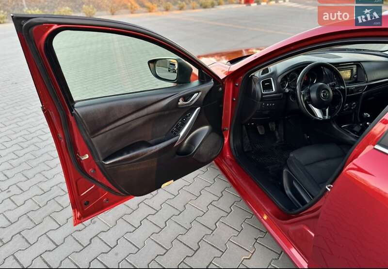 Універсал Mazda 6 2012 в Кам'янець-Подільському