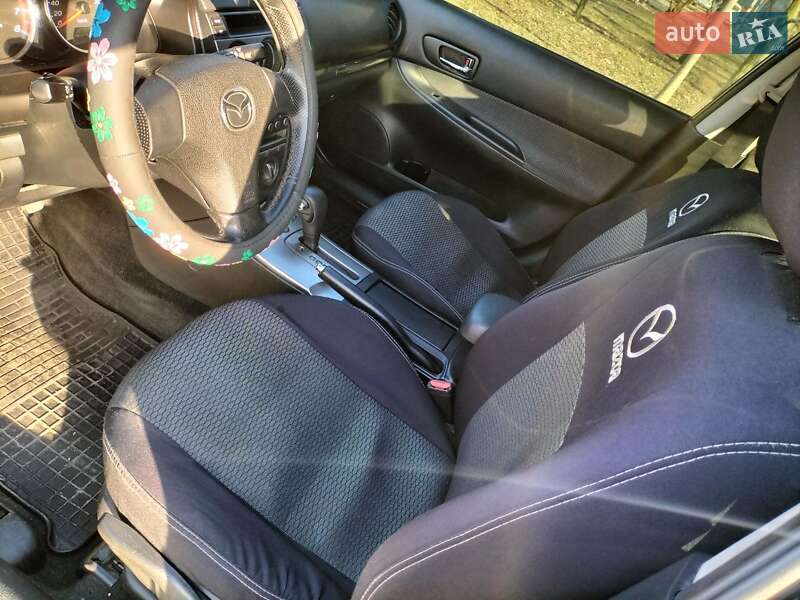 Седан Mazda 6 2005 в Запоріжжі
