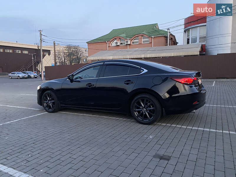 Седан Mazda 6 2014 в Черкассах