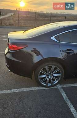 Седан Mazda 6 2014 в 
