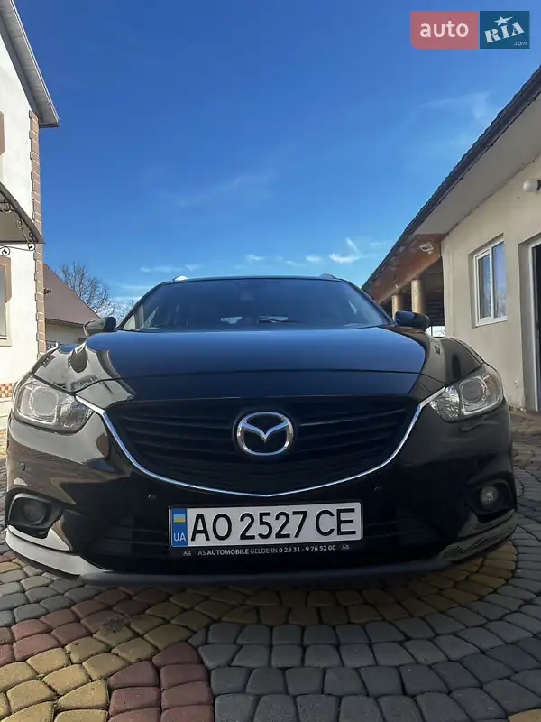 Mazda 6