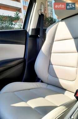 Седан Mazda 6 2014 в 