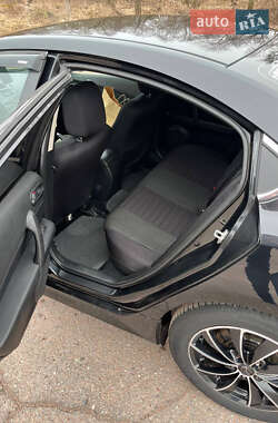Седан Mazda 6 2011 в 