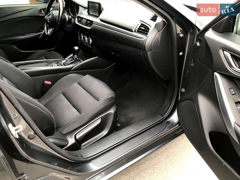 Седан Mazda 6 2015 в Киеве