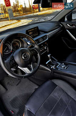 Седан Mazda 6 2016 в 