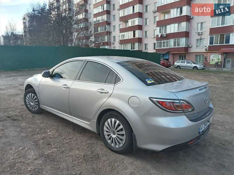 Седан Mazda 6 2011 в Обухове
