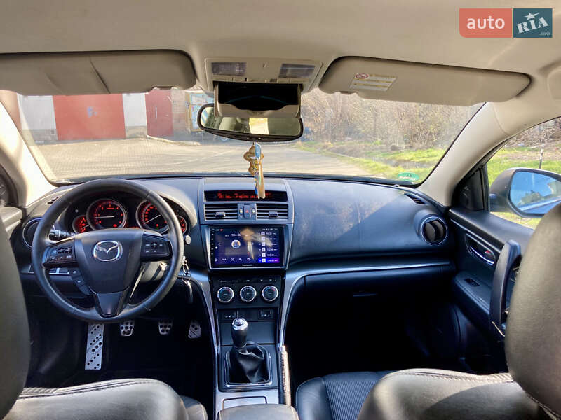 Универсал Mazda 6 2010 в Луцке