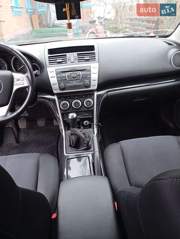 Седан Mazda 6 2008 в Калиновке