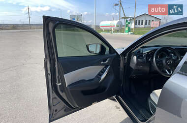 Седан Mazda 6 2015 в 