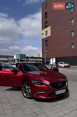 Седан Mazda 6 2016 в 