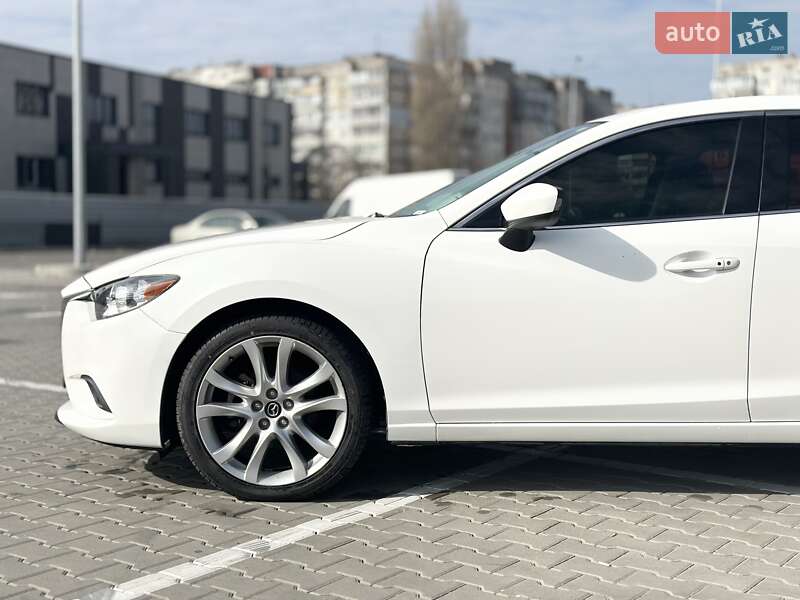 Седан Mazda 6 2015 в Киеве