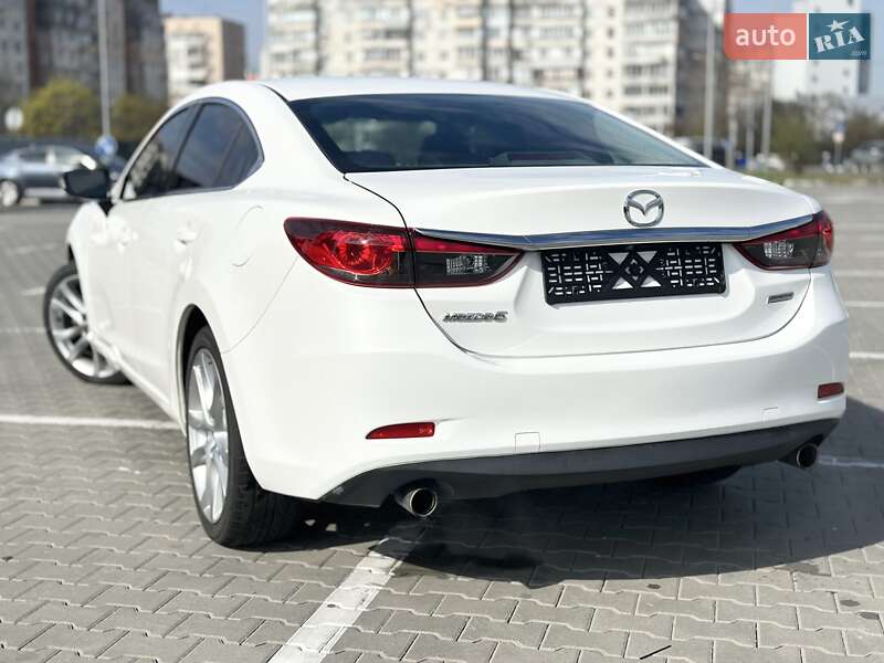 Седан Mazda 6 2015 в Киеве