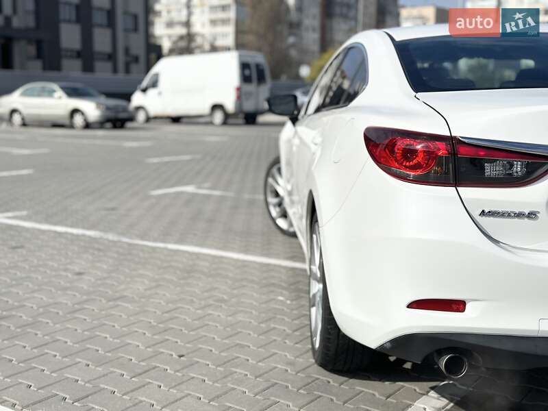Седан Mazda 6 2015 в Киеве
