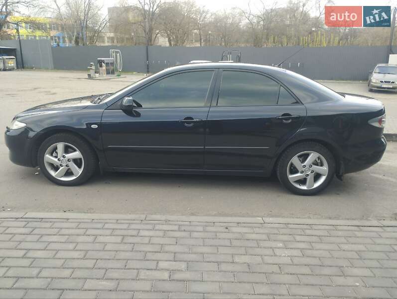 Седан Mazda 6 2004 в Запорожье