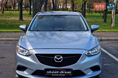 Седан Mazda 6 2015 в 
