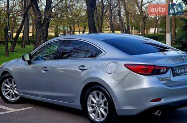Седан Mazda 6 2015 в 