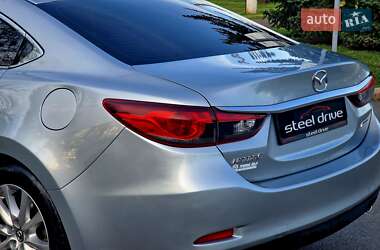 Седан Mazda 6 2015 в 