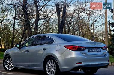 Седан Mazda 6 2015 в 