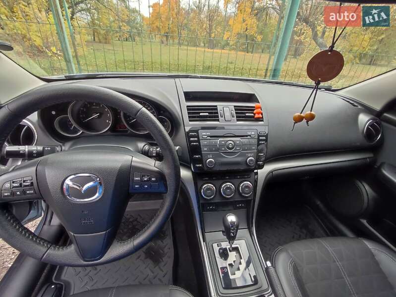 Седан Mazda 6 2011 в Днепре