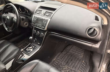 Седан Mazda 6 2011 в 