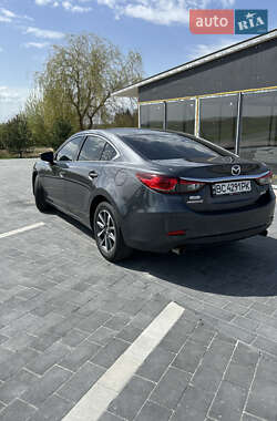 Седан Mazda 6 2016 в 