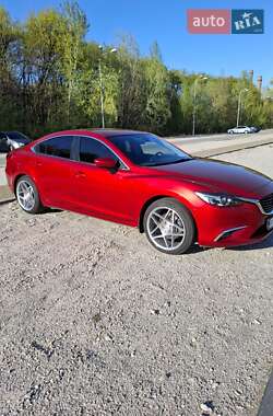 Седан Mazda 6 2015 в 
