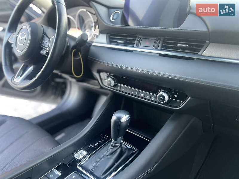Седан Mazda 6 2018 в Черкассах