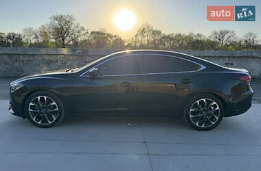 Седан Mazda 6 2015 в 