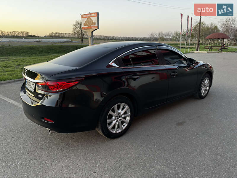 Седан Mazda 6 2014 в Шполе