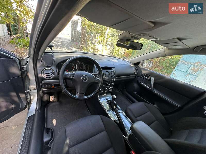 Седан Mazda 6 2006 в Гайвороне