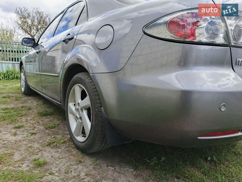 Седан Mazda 6 2005 в Лохвице